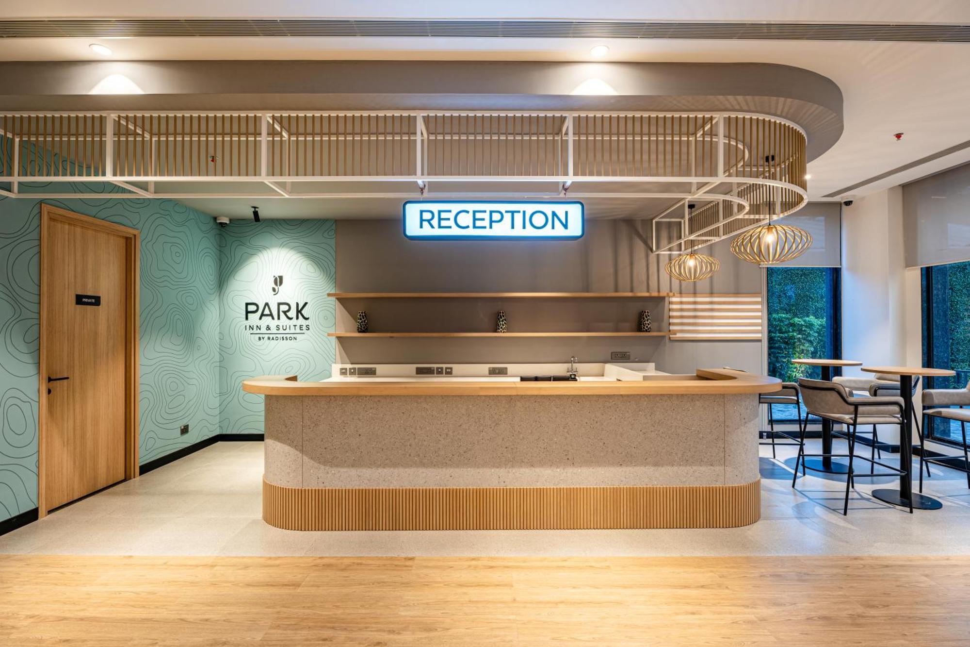 Park Inn & Suites By Radisson Thrissur East Fort Exteriör bild